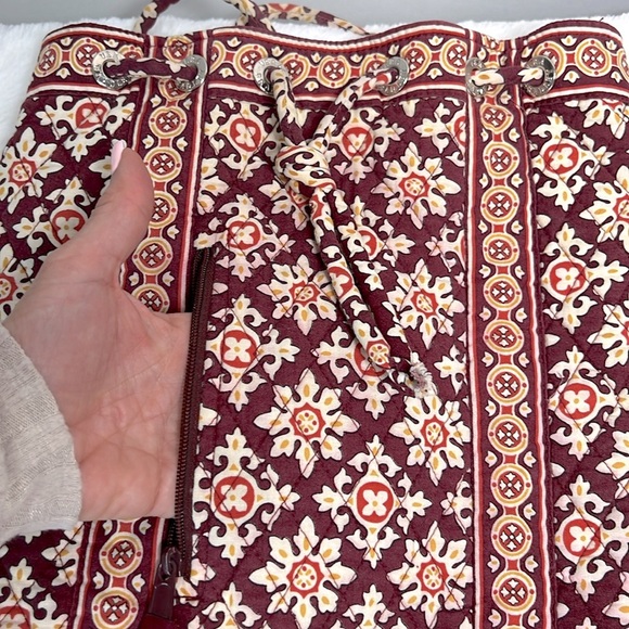 Vera Bradley Medallion Maroon Drawstring Quilted Backpack - Picture 4 of 7